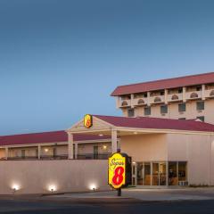 Super 8 by Wyndham Lubbock Civic Center North