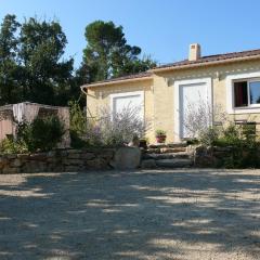 Les Karakis, piscine au sel, jardin 5000m2