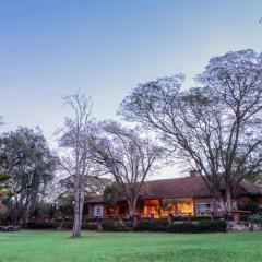 Jacaranda Lake Elementaita Lodge