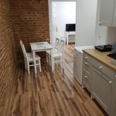 Apartament nr 15 - 2 pokoje z prywatnymi łazienkami Centrum Poznań