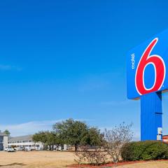 Motel 6-Bay Saint Louis, MS