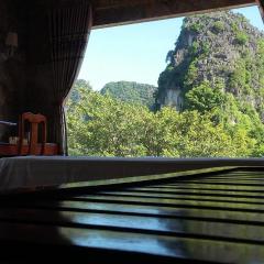 Limestone View Homestay