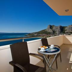 Villa Omis Michy - family house for big and small groups