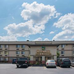 Quality Inn & Suites Detroit Metro Airport