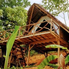 Jungle bar Resto & Cottages