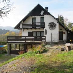 Holiday home in Cachrov/Böhmerwald 35500