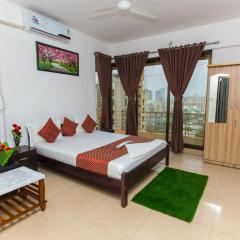 Aristo Serviced Apartment, Room, Apartment near Kokilaben Dhirubai Ambani Hospital for family only,