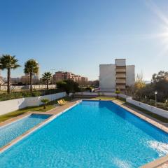 Edifício Rocha Vau Beach Apartment