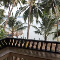 Maleyam Homestay Riverside