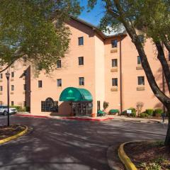 Guest Inn & Suites - Midtown Medical Center