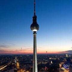 Romantic Style Apartment Berlin Alexanderplatz