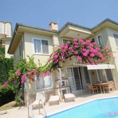 Gold City Private Pool Villa 3+1 with Free AquaPark