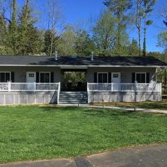 Brookside Cottages