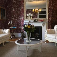 Balmoral House Bed & Breakfast