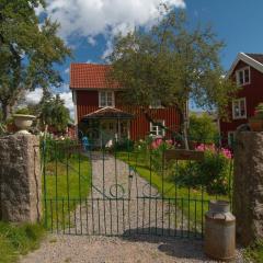 Bullerbyn - Mellangården - Astrid Lindgren's family house