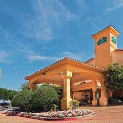 La Quinta by Wyndham Dallas DFW Airport North