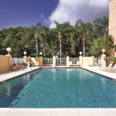 La Quinta by Wyndham Miami Airport East