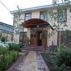 MEDI Guest House