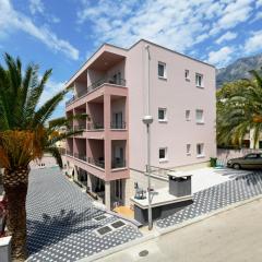 Villa Cavar, Apartments Close to the Beach