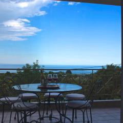 Luxurious Apartment With Sea & Mountain View