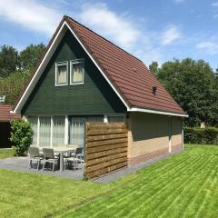 Villa Oscar with sauna in Winterswijk