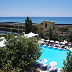 Alexander Beach Hotel & Spa