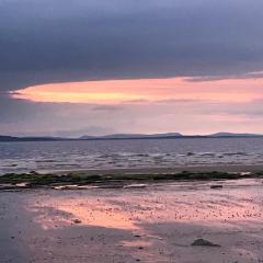 Ceol Na Mara Cottage by the sea