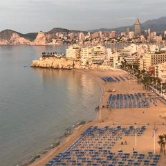 Benidorm 1ª línea playa Levante, garage, wifi, climatización