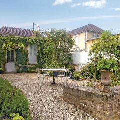 Cozy Home In Chablis With Wifi