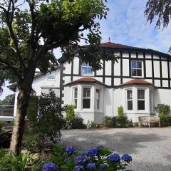 Tir y Coed Country House