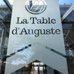 La table d’Auguste