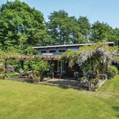 Beautiful Home In Stege With Kitchen