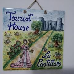 Tourist House La Castellana