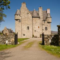 Barcaldine Castle