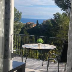 Apartments in the forest with sea view