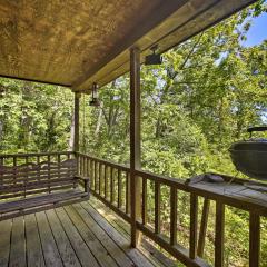 Secluded Studio with Deck about 8 Miles to Beaver Lake!