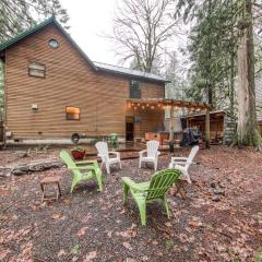 Marshall's Cabin in Rhododendron