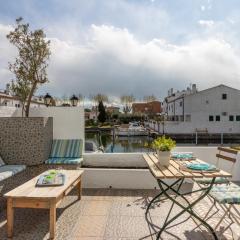 Goldhome - Currican - Casa con amarre, terraza, barbacoa, wifi