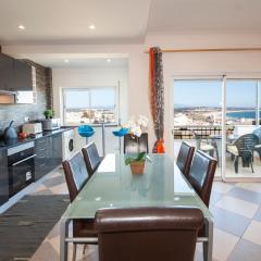 B17 - The Stunning Seaview Apartment