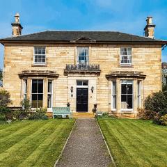 Moraybank Bed & Breakfast