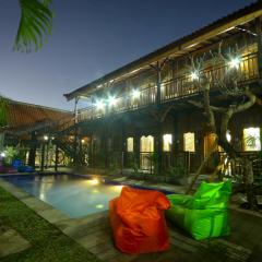 Tropical Canggu Hostel