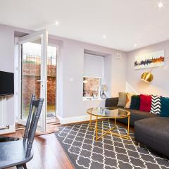 Newcastle Treasure - sleeps 4 - Lower Ground Floor