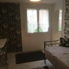 APPARTEMENT 3 LITS Parking Proche Rouen Dock