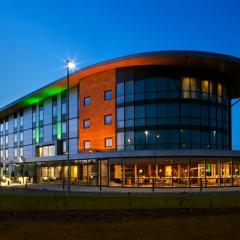 Holiday Inn Salisbury - Stonehenge, an IHG Hotel