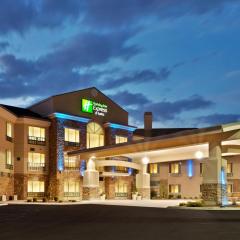 Holiday Inn Express & Suites Nampa - Idaho Center, an IHG Hotel