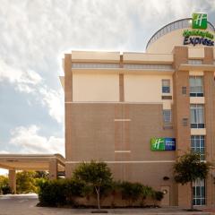 Holiday Inn Express Hotel & Suites San Antonio - Rivercenter Area, an IHG Hotel