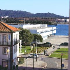 Avenida Central Viana - City and River Apartment