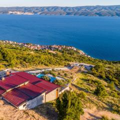 Villa Secluded Paradise