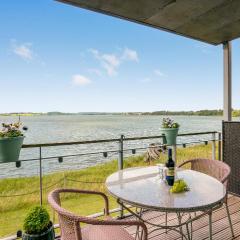 2 Bedroom Nice Apartment In Hejls