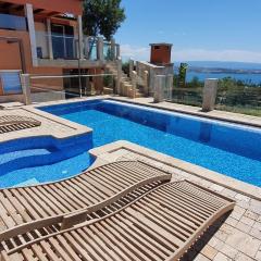 Villa LKL, heated private pool, secluded and with a great view